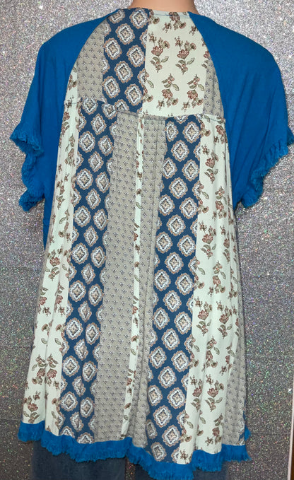 Umgee Decorative Plus Top