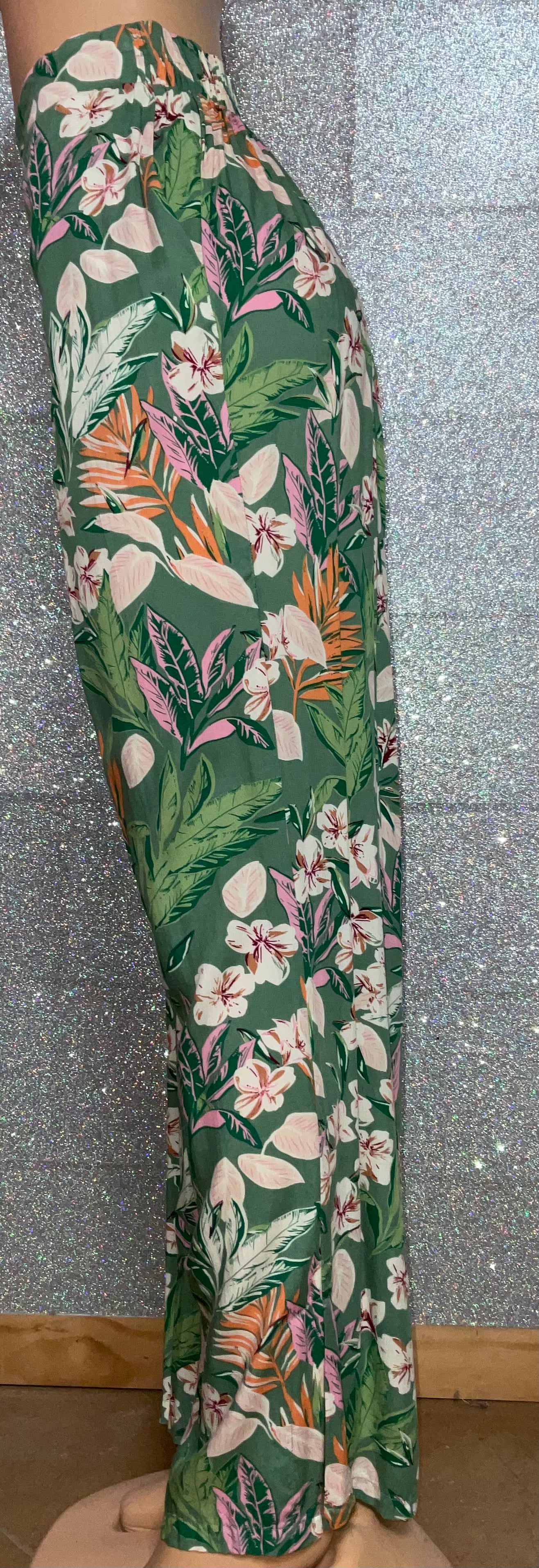 Cotton Bleu floral plus pants