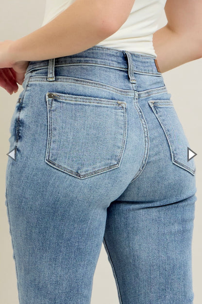 Judy Blue Boyfriend Jeans Plus