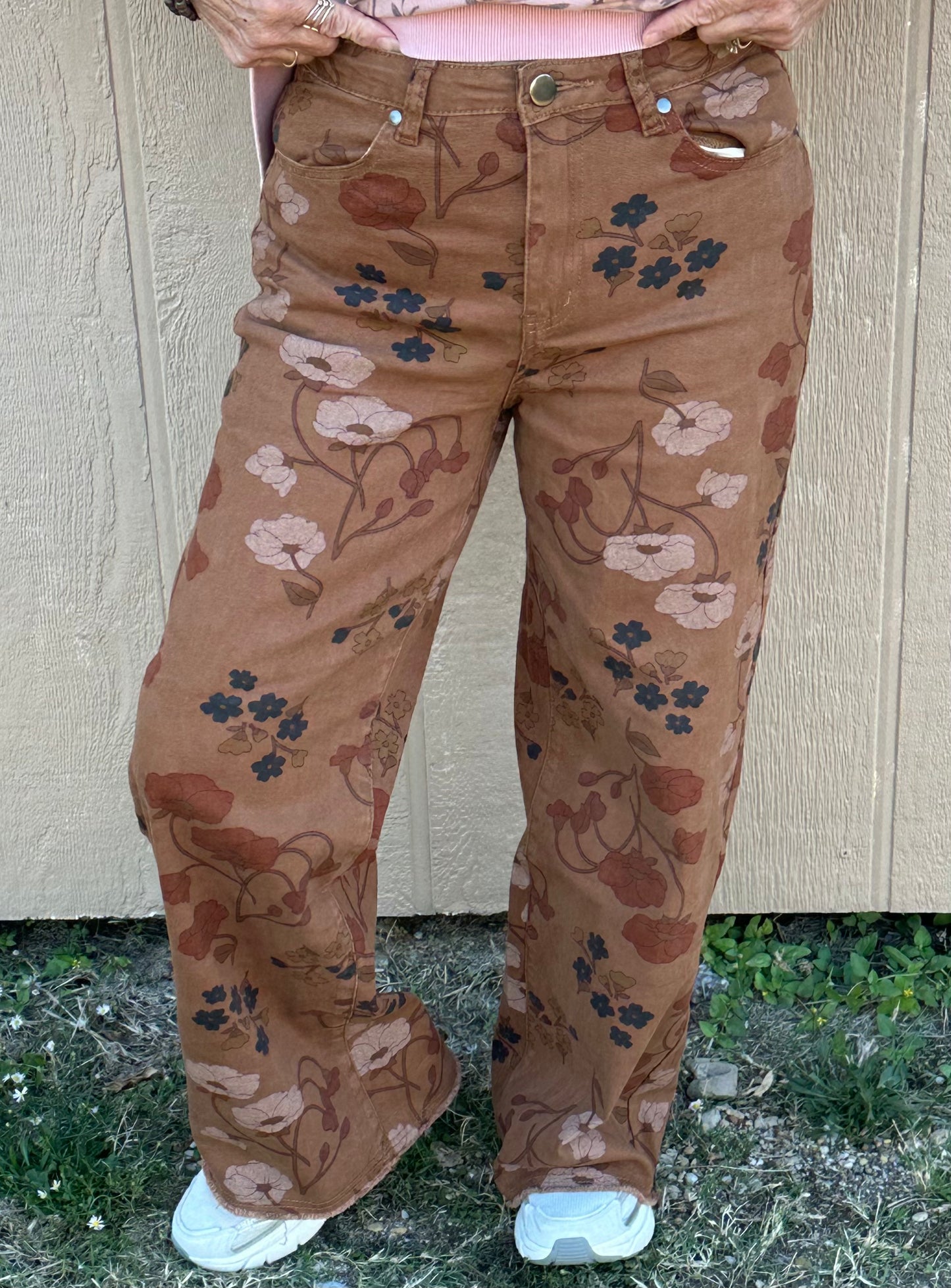 Easel Wide Leg pants