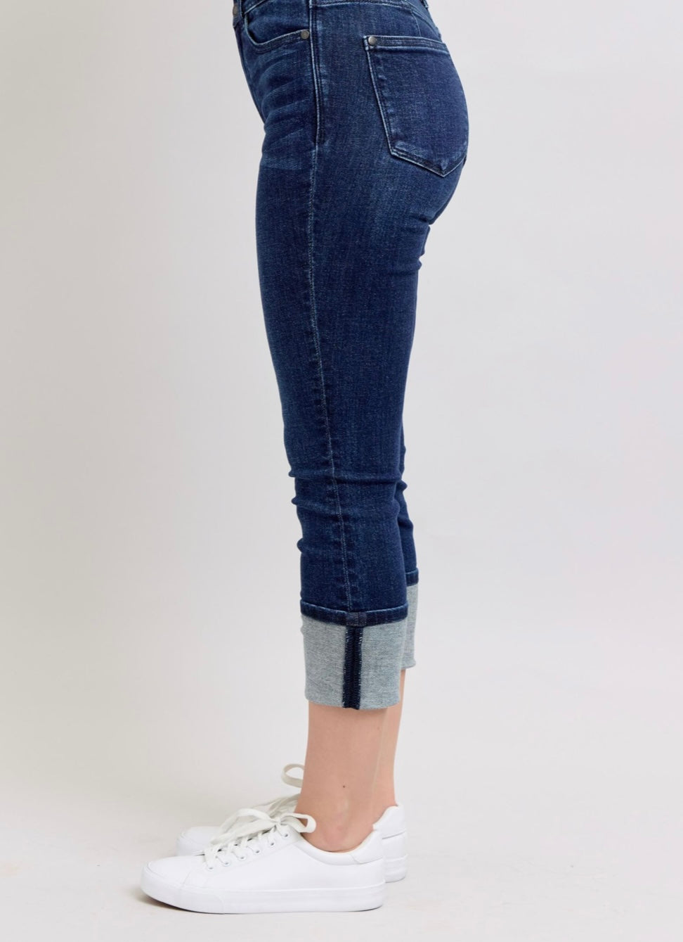 Judy Blue Skinny Fit Capris