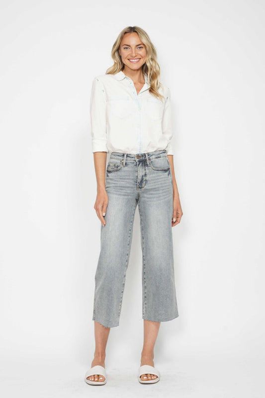 **Mid-Rise Wide Crop Judy Blue Jeans Plus Size