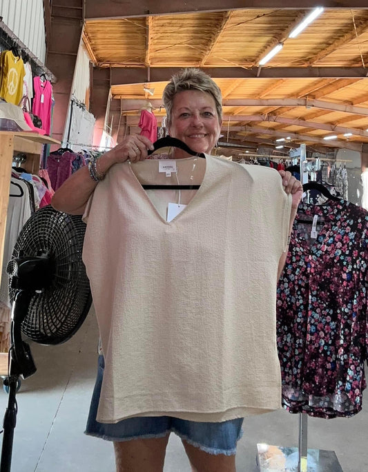 Andre by Unit solid color top