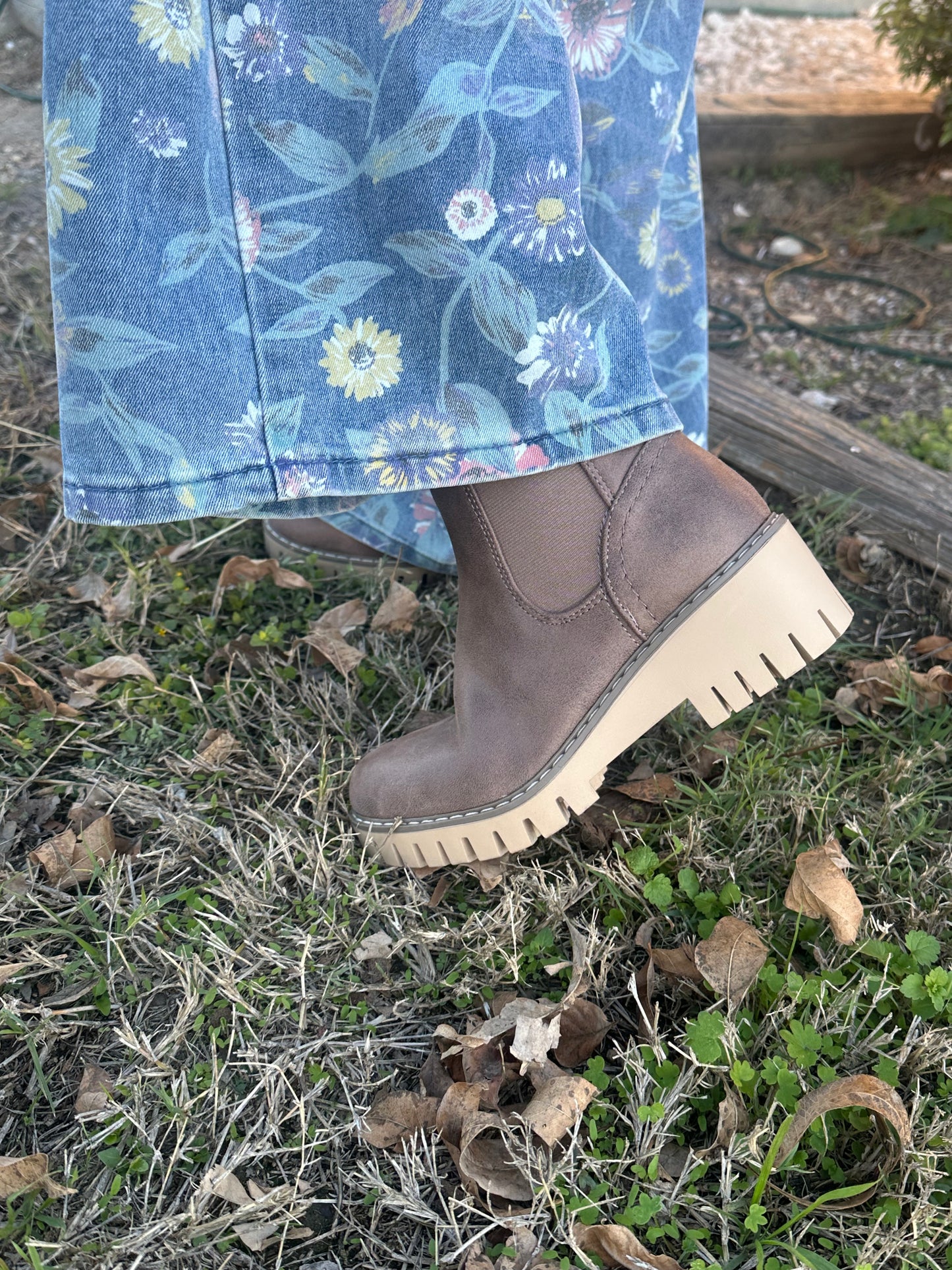 Easel Wide Leg denim