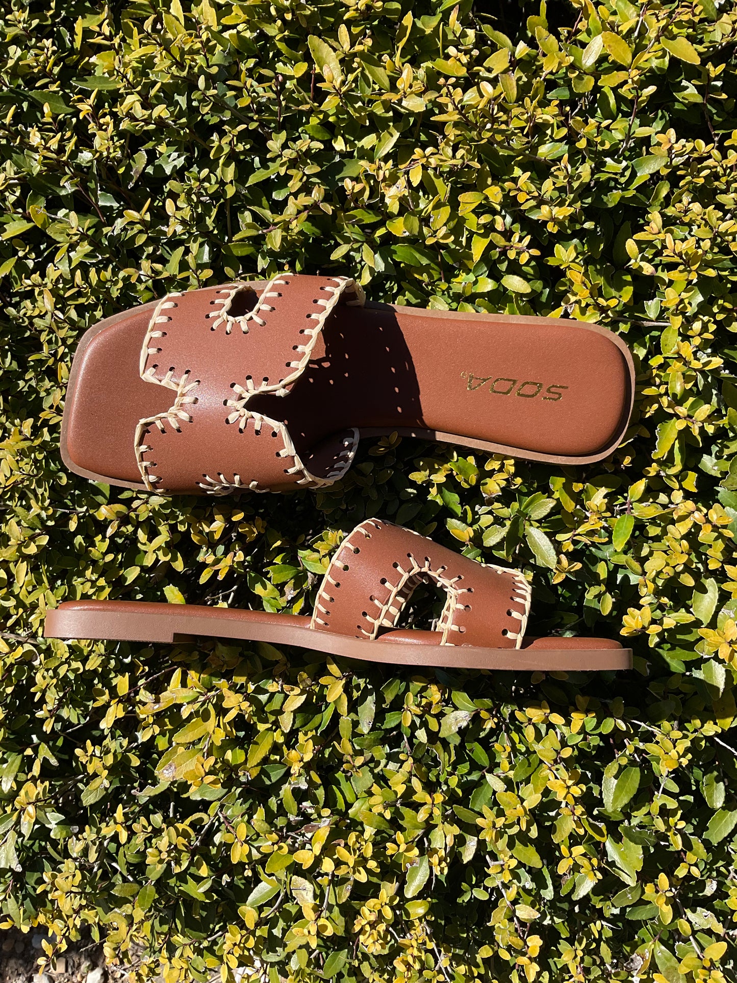 Soda brand flat decorative sandals