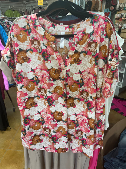 Dear Scarlett Short Sleeve Plus