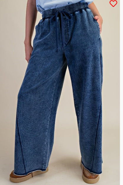 Easel Washed Denim pants