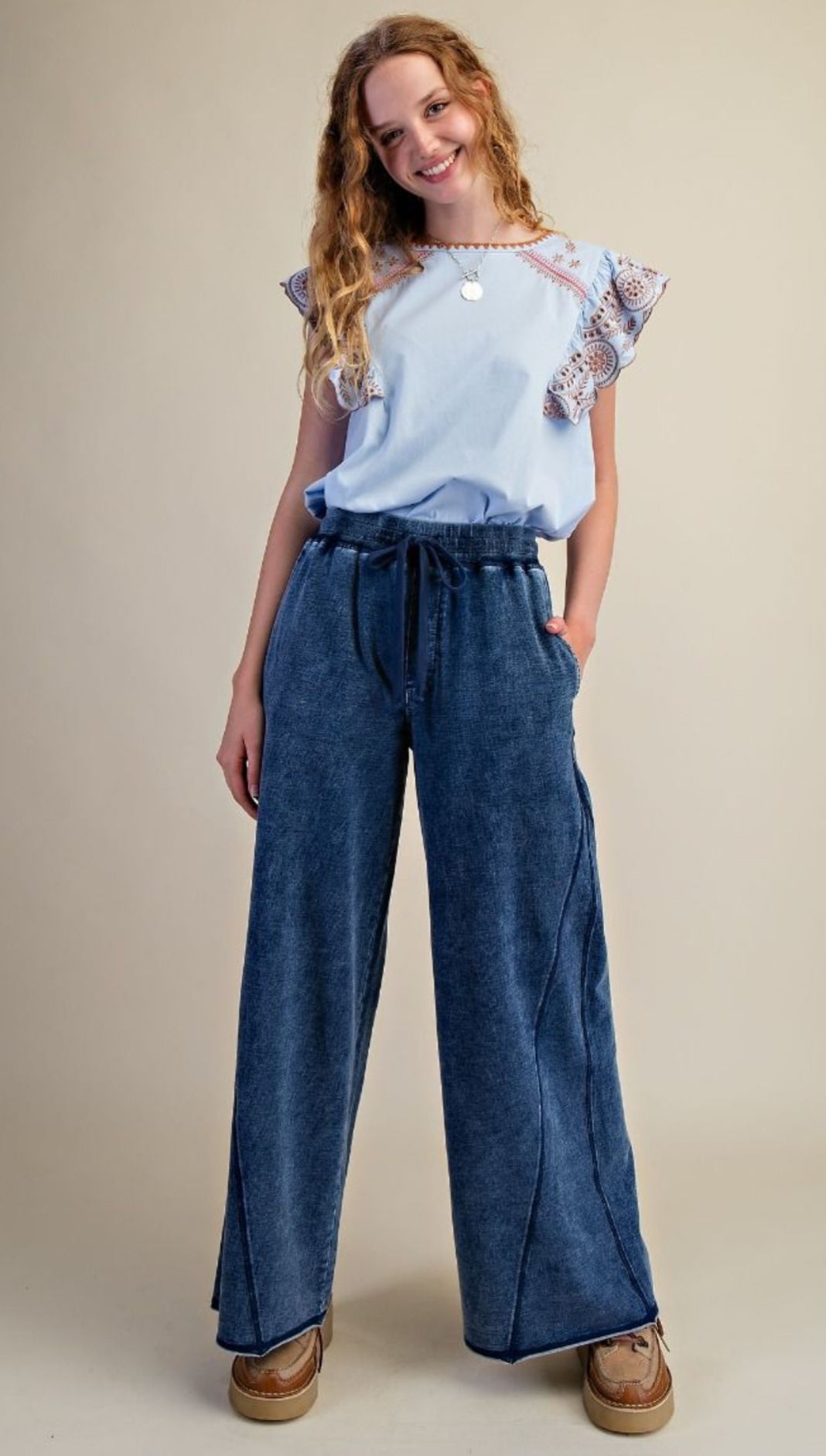 Easel Washed Denim pants
