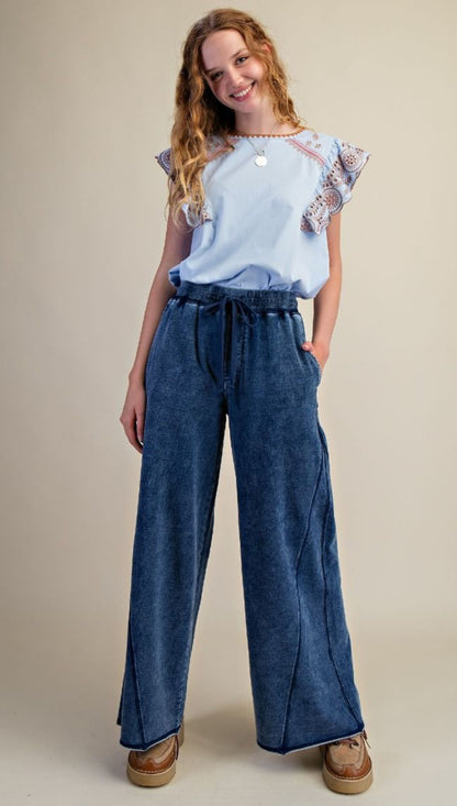 Easel Washed Denim pants