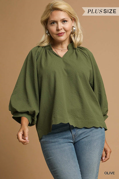 Umgee Textured Scalloped Plus Top