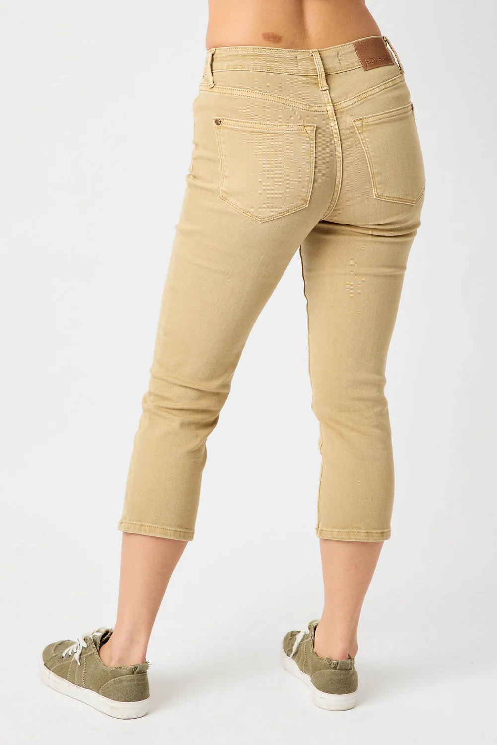 **Judy Blue Ava Mid Rise Khaki Capri