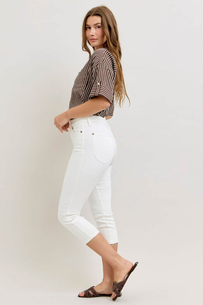 Judy Blue White Capri
