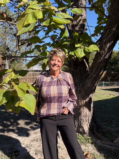 Sunshine & Rodeo Victorian collard top