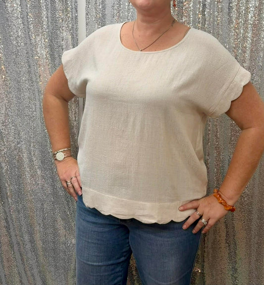 Umgee Linen Scalloped Top PLUS