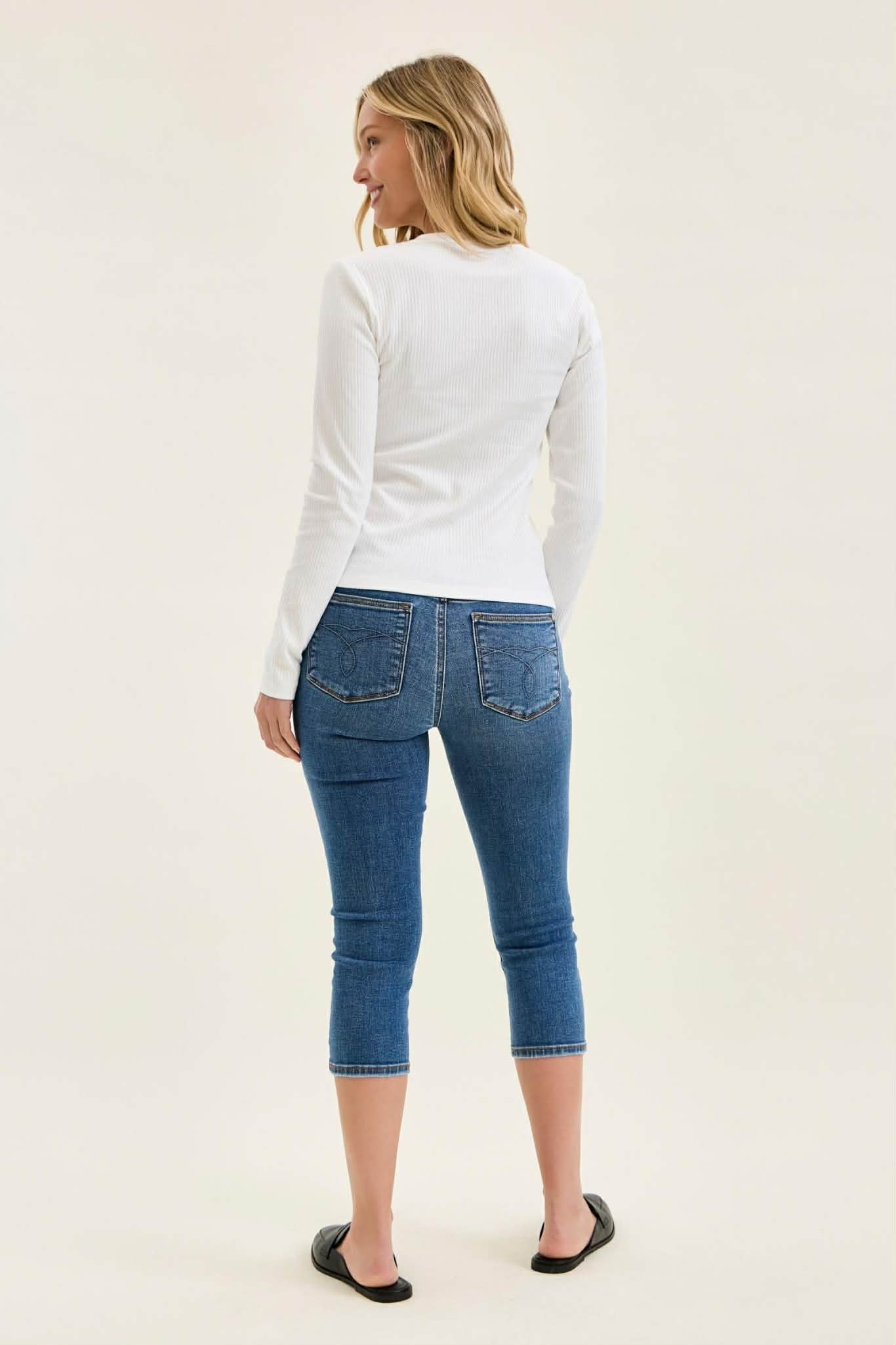 Judy Blue MR Capri Jeans
