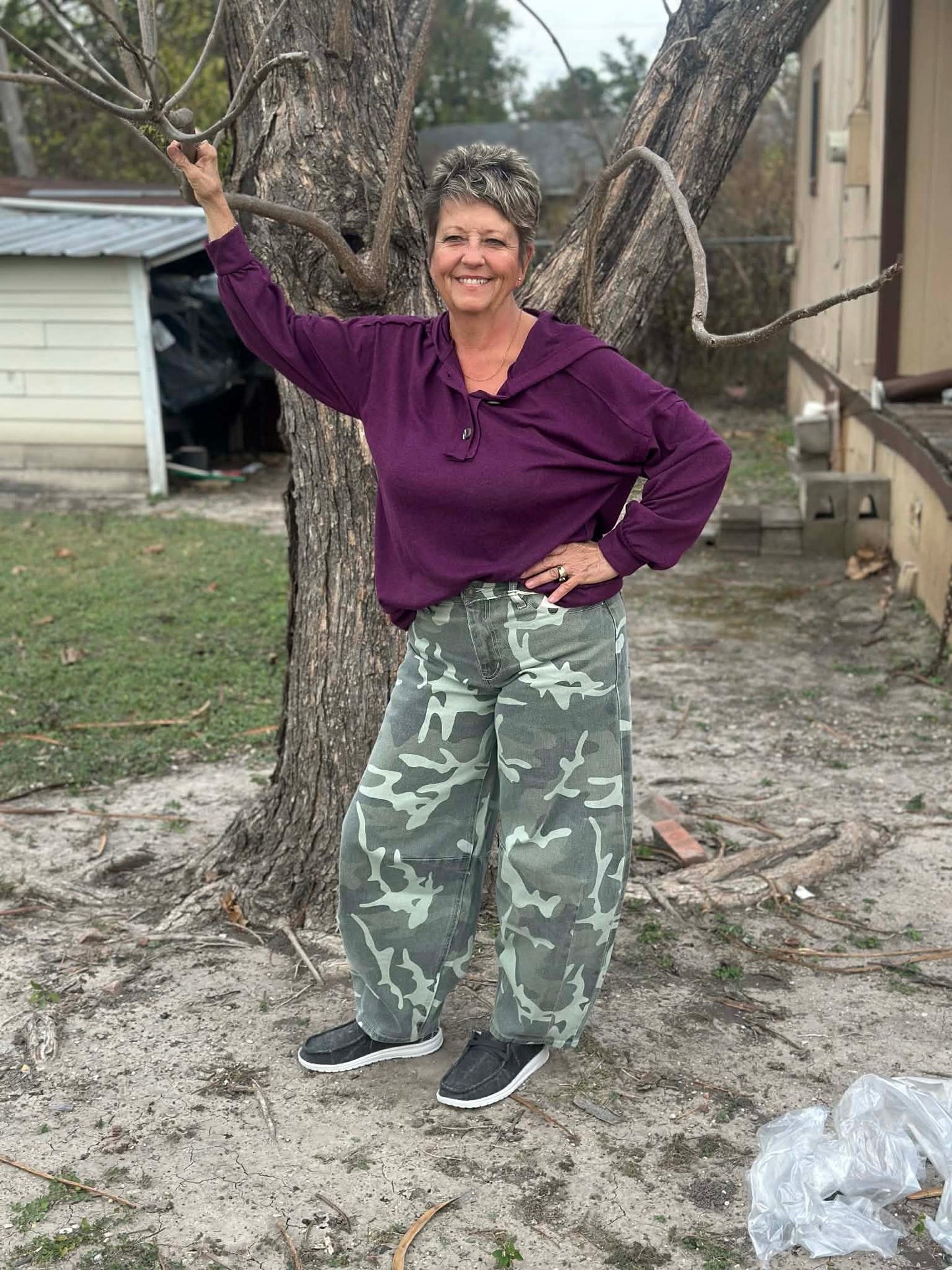 Andree by Unit hooded lightweight sweatshirt