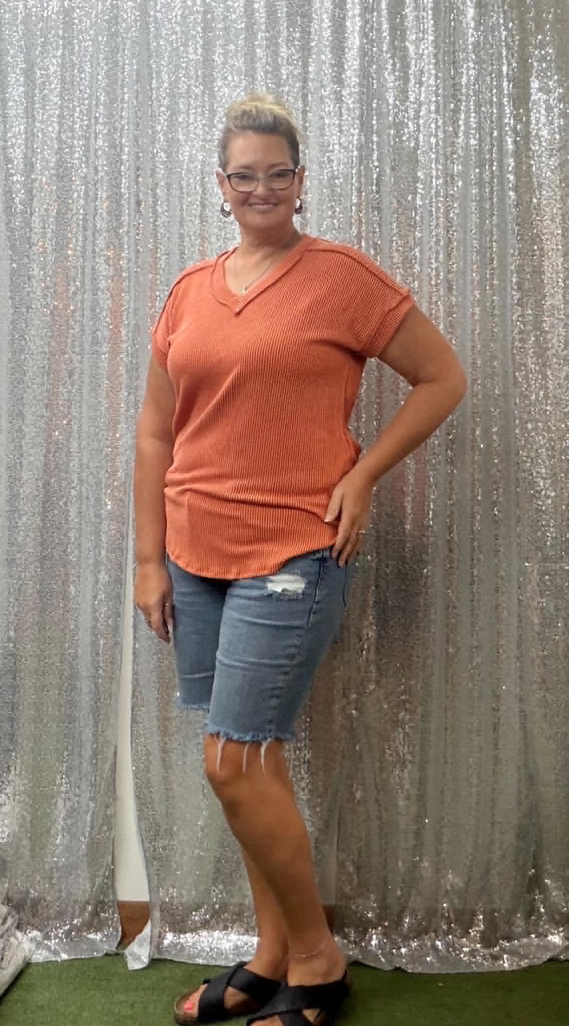 Heimish ribbed v-neck PLUS
