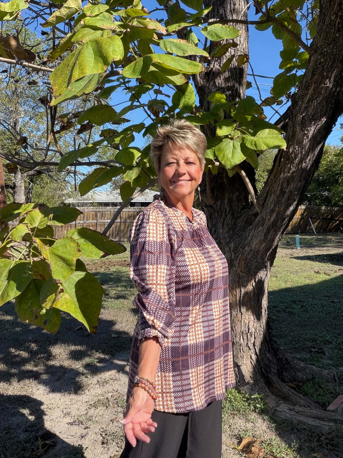 Sunshine & Rodeo Victorian collard top