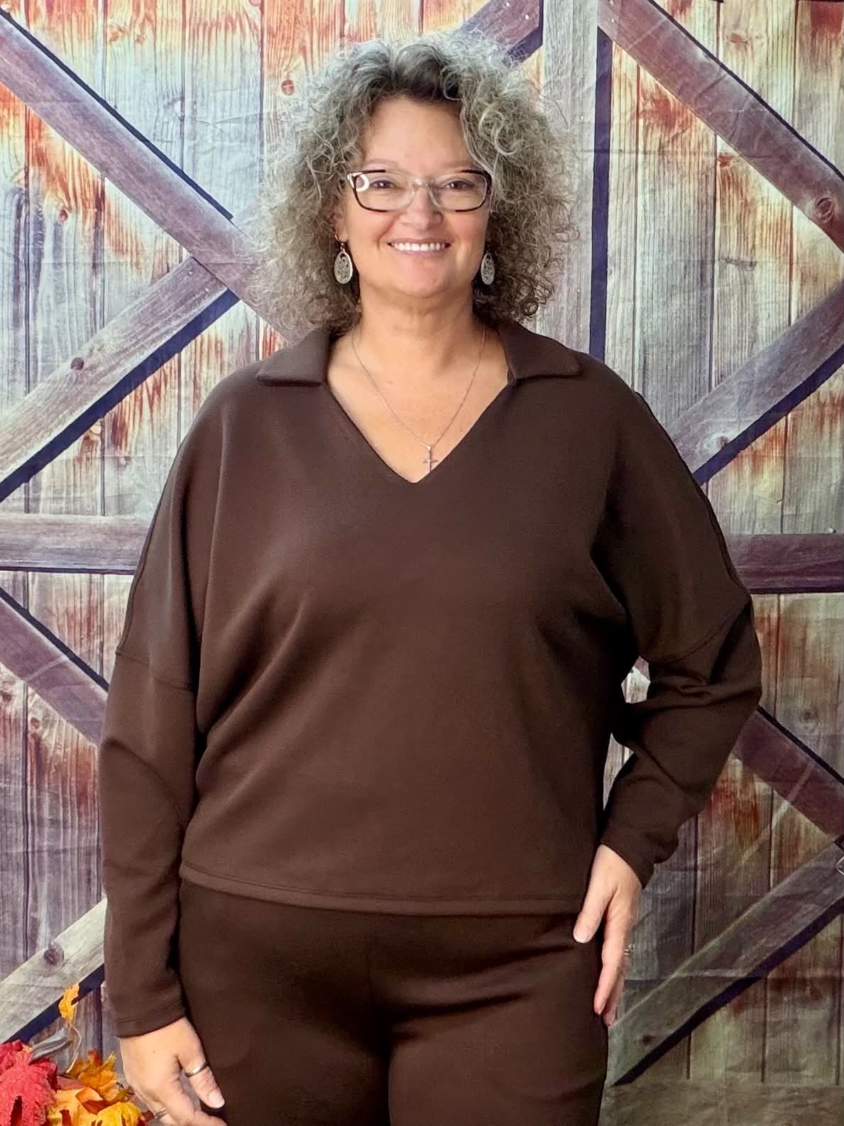 YELETE scuba collared vneck PLUS