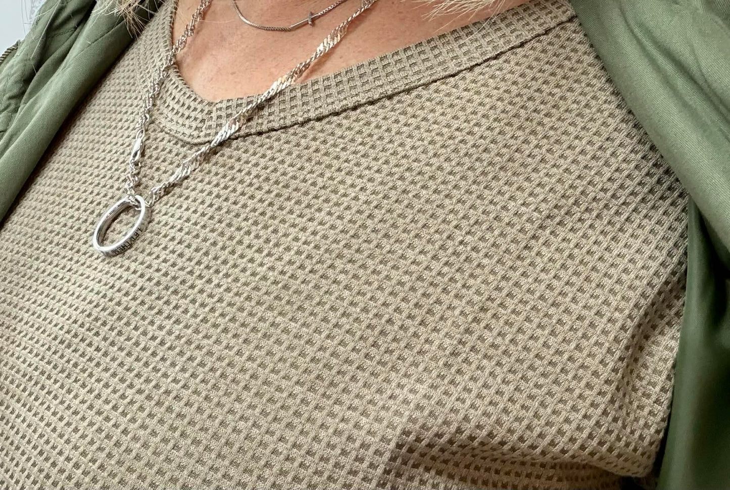 Andre by Unit tops plus size