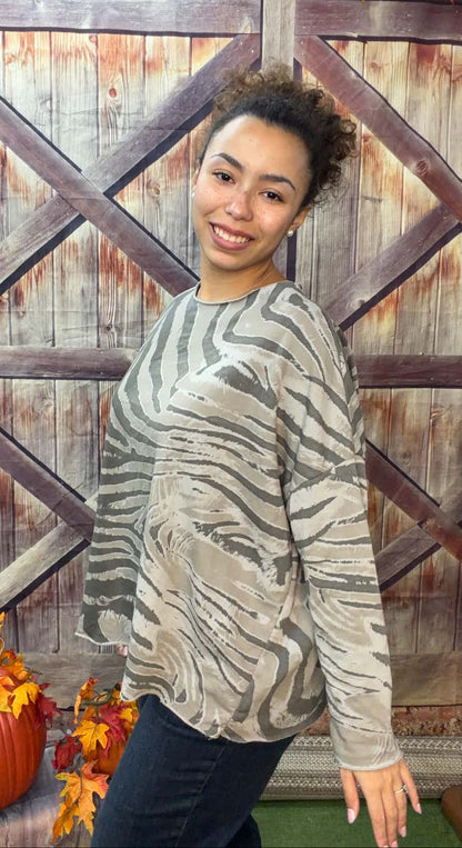 Made In Italy Abstract Animal Print Top