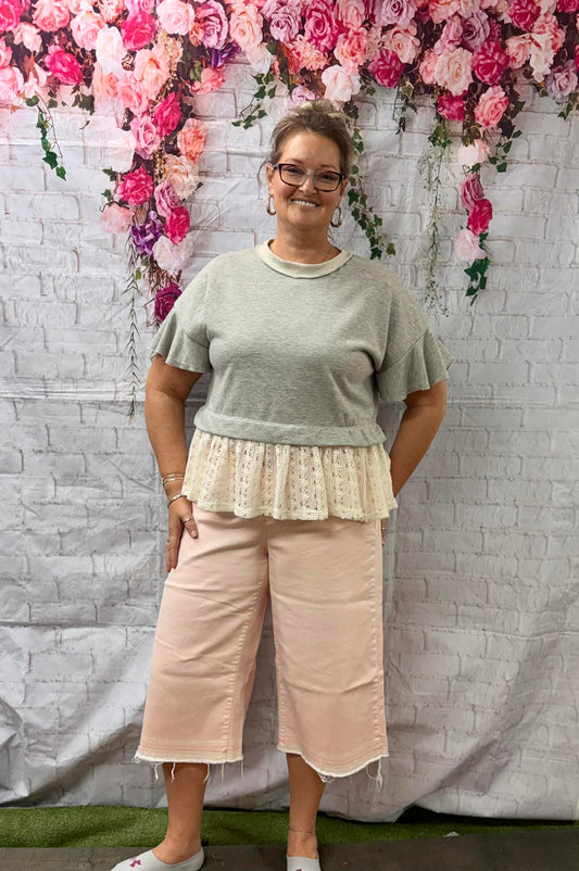 Like Love PLUS Pullover w/crocheted Bottom
