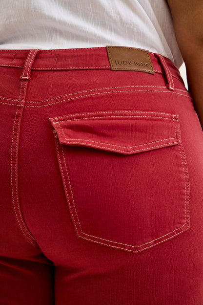 Judy Blue Haute Red Weekender Plus
